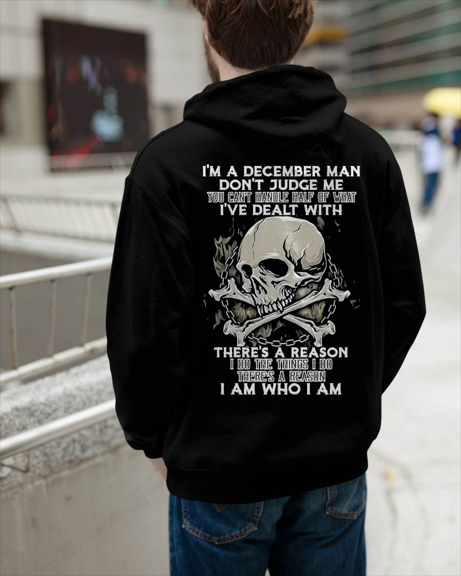 DECEMBER – DON’T JUDGE ME – T-SHIRT FOR MAN – DOAN12 (SKU26T-01-04-12)