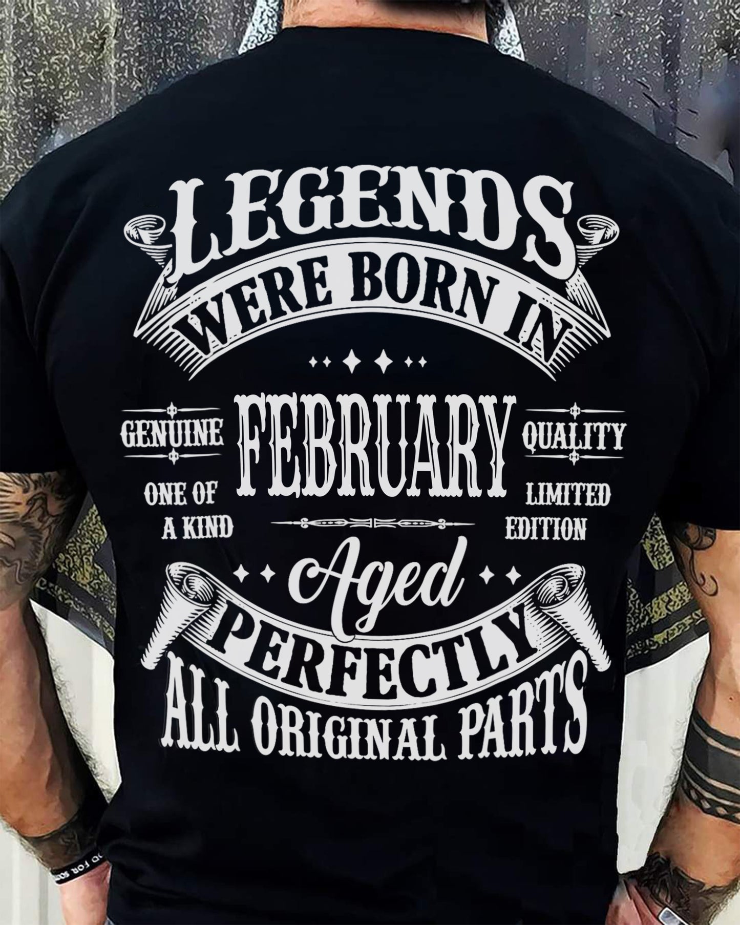 LEGENDS WERE BORN IN FEBRUARY - T-SHIRT FOR MAN - DONN02 (SKU08-37-02)