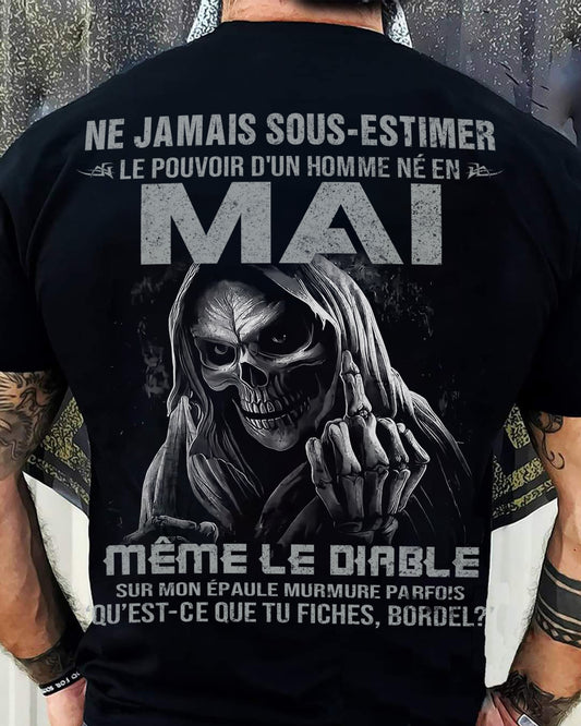 LE POUVOIR D’UN HOMME NÉ EN – T-SHIRT POUR HOMME – DONN05 (SKU08-61-05)
