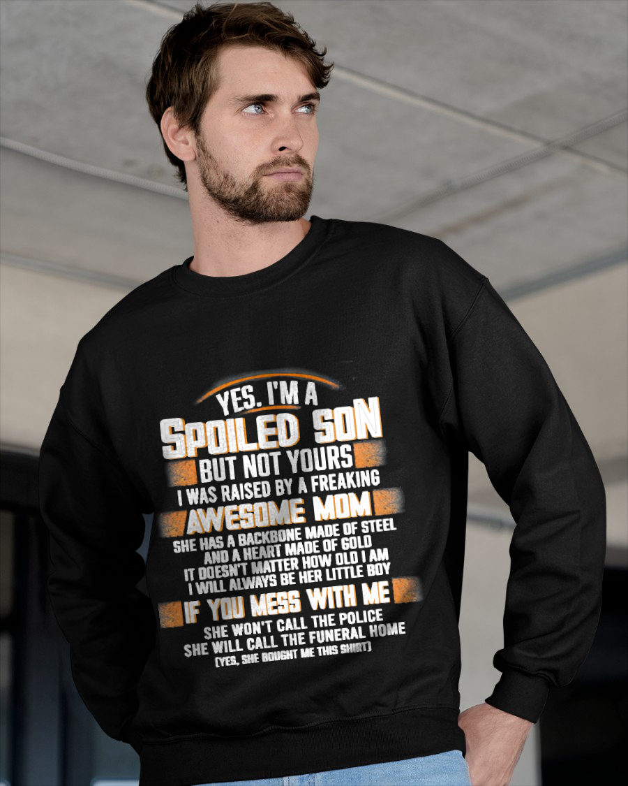 Raised By A Freaking Awesome Mom - FROM MOM TO SON - EBIL0 (SKU26T-01-45-00)