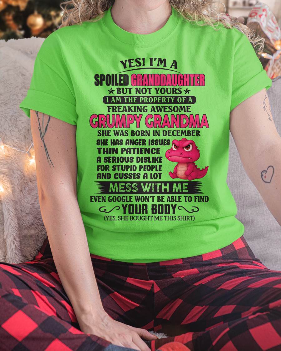 DECEMBER - YES, I'M A SPOILED GRANDDAUGHTER - GIFT FROM GRANDMA - DTSM12 (SKU09-96-12)