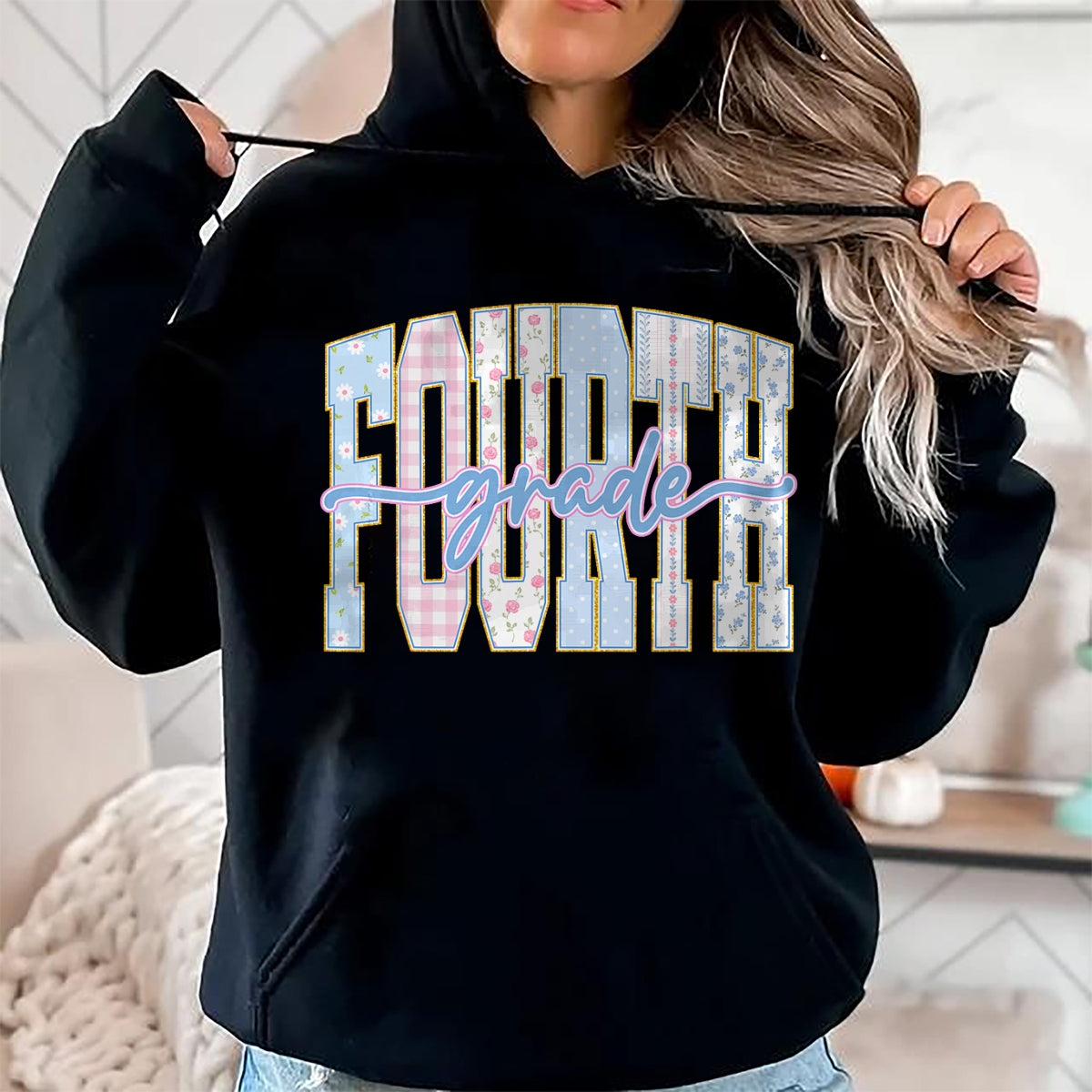 Best Teacher Shirt, Funny Teacher UnisexT-Shirt/Hoodie/Sweatshirt HLT00 - Preppy Fourth Grade Teacher 4th Grade Back to School Girls T-Shirt