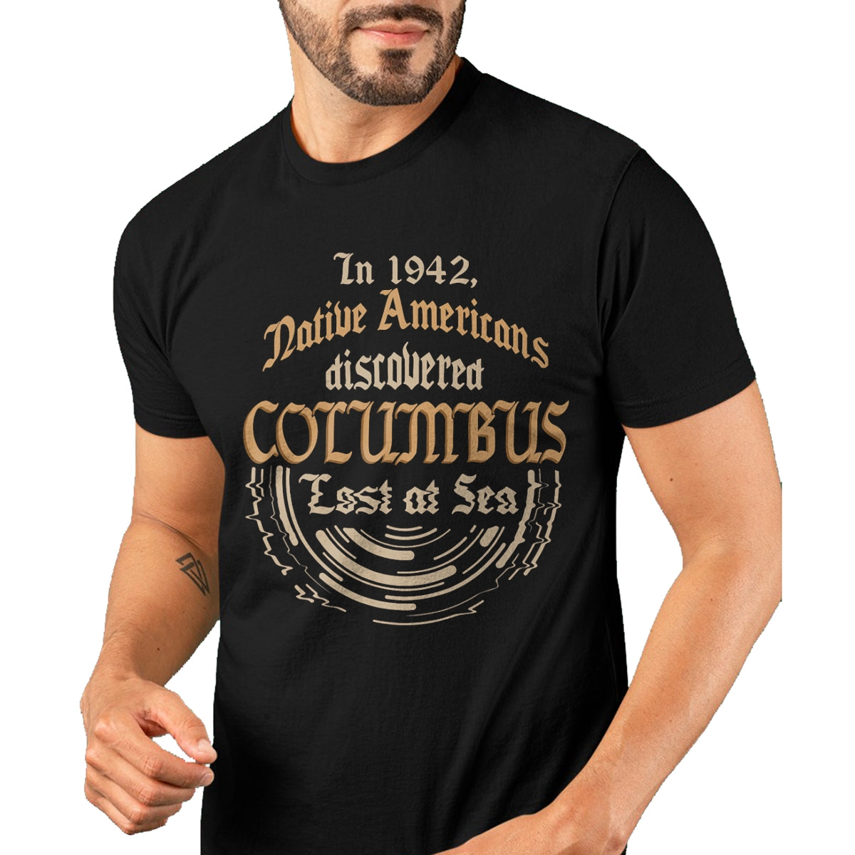 Native American T-Shirts, Vintage Native American Unisex T-Shirt/Hoodie/Sweatshirt HLT00 - In 1492 Americans Discovered Columbus - Native Americans T-Shirt