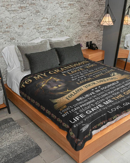 BLANKET FOR GRANDSON – COMFORT & WARMTH GIFT FROM GRANDMA  Sherpa Fleece Quilt Blanket EBIL00 (SKUB09-43)