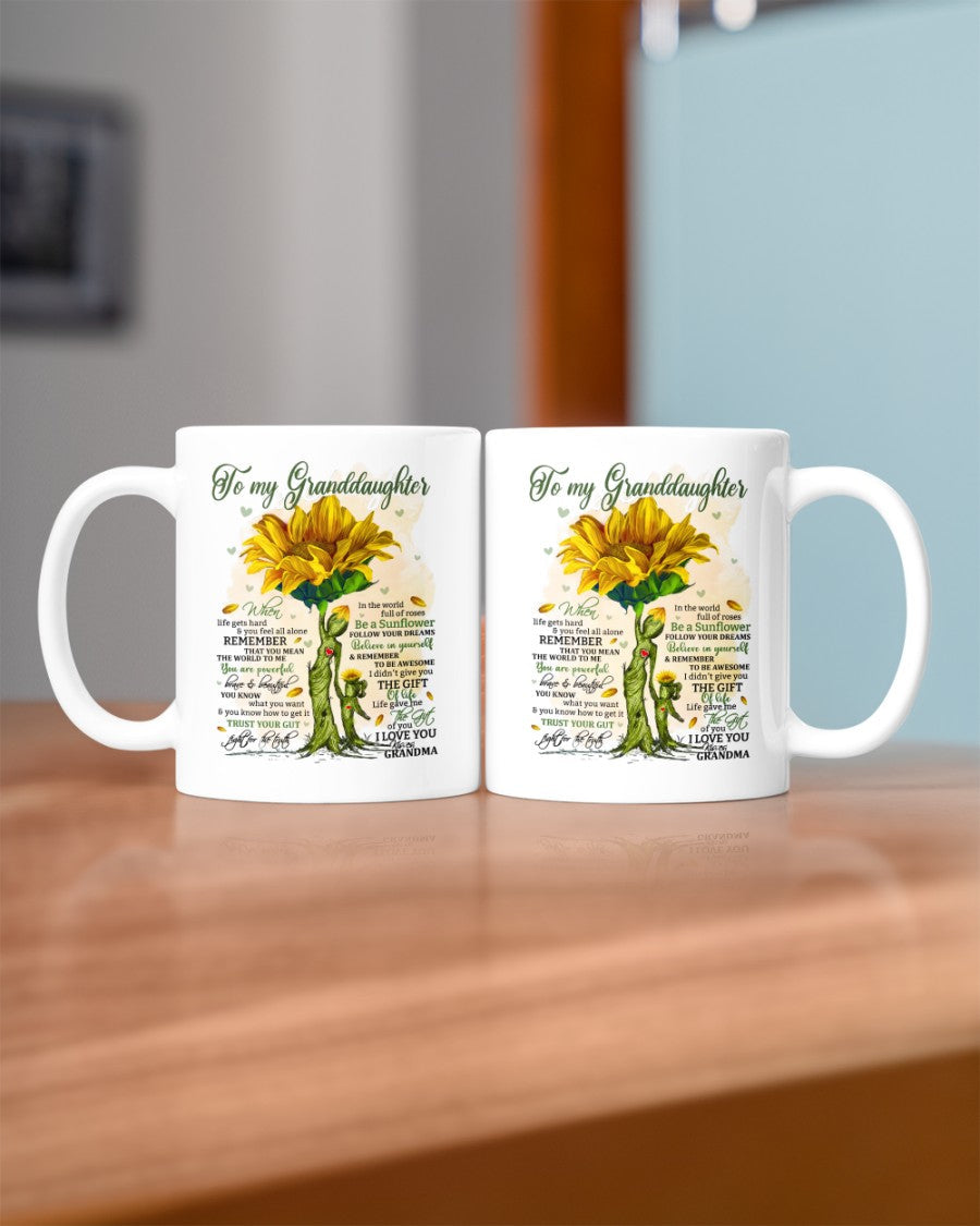 TO GRANDDAUGHTER MUG 02 - GIFT FROM GRANDMA - EBIL00