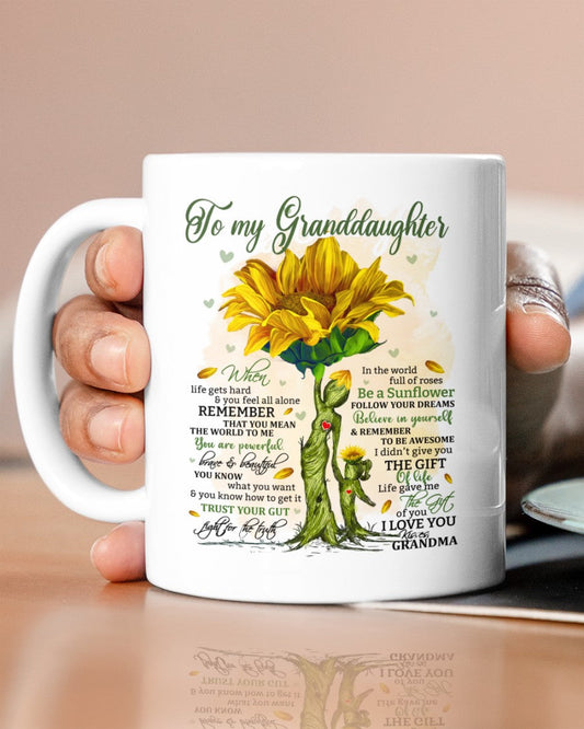 TO GRANDDAUGHTER MUG 02 - GIFT FROM GRANDMA - EBIL00