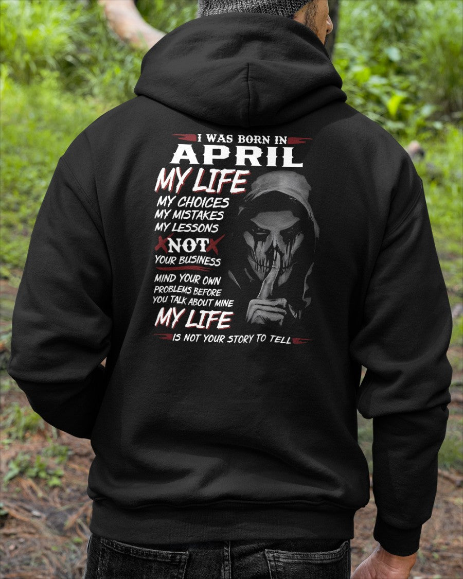 I WAS BORN IN APRIL - T-SHIRT FOR MAN - DONN04 (SKU08-36-04)