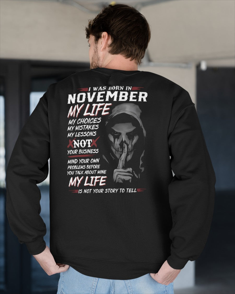 I WAS BORN IN NOVEMBER - T-SHIRT FOR MAN - DONN11 (SKU08-36-11)