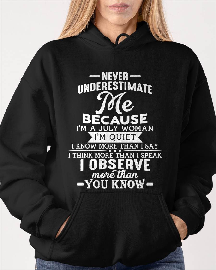 NEVER UNDERESTIMATE ME - T SHIRT FOR WOMAN - DONN07 (SKU2606-23-07)