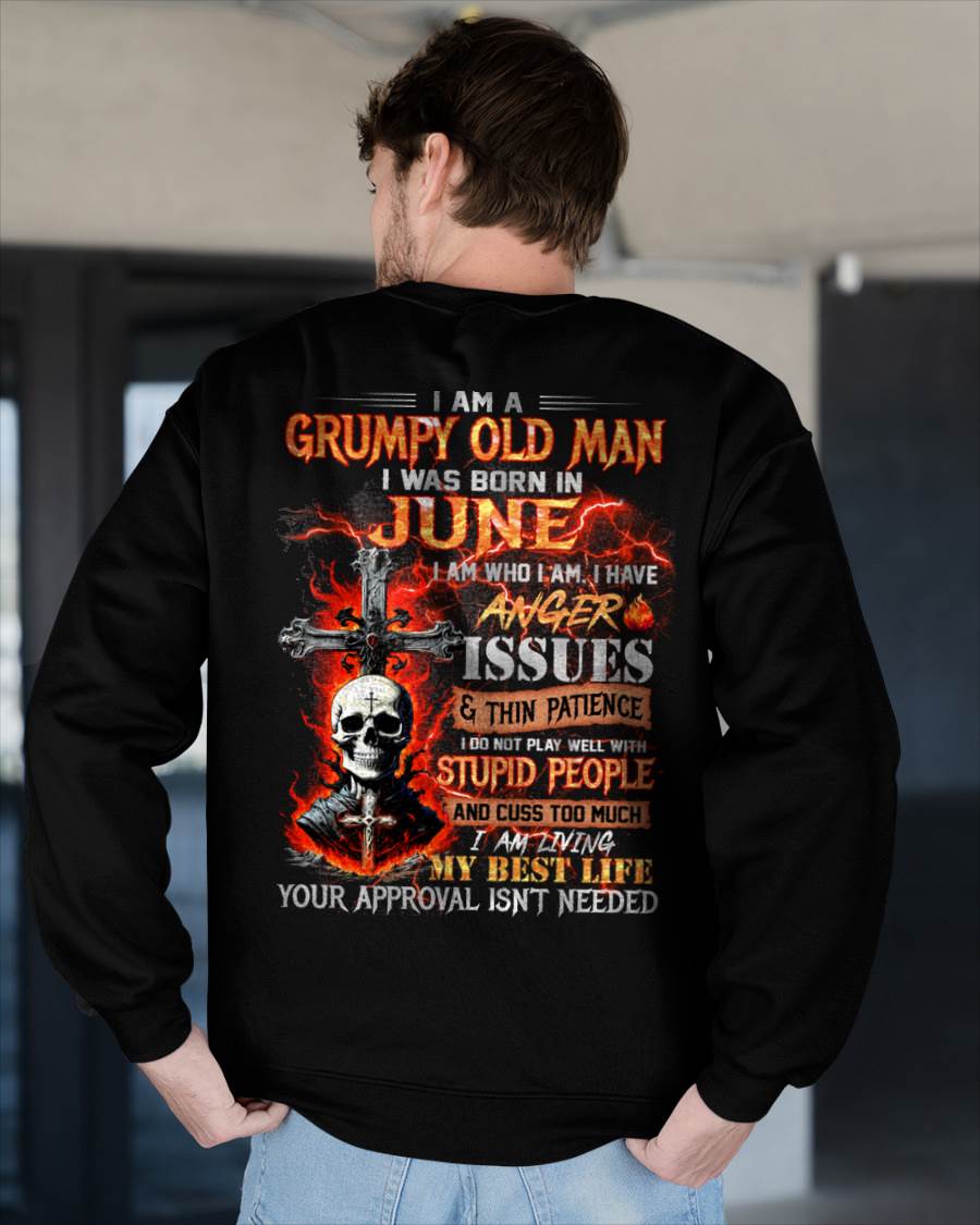 I Am A Grumpy Old Man – T-Shirt For Man – DONN06 (SKU12-319-06)