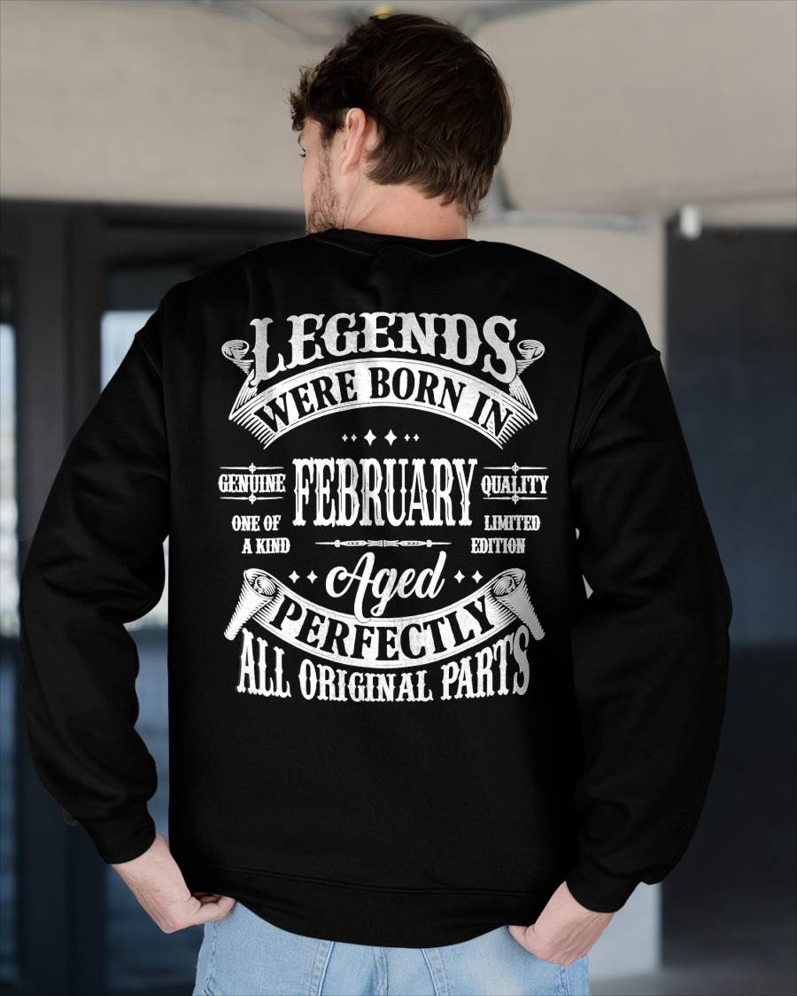 LEGENDS WERE BORN IN FEBRUARY - T-SHIRT FOR MAN - DONN02 (SKU08-37-02)