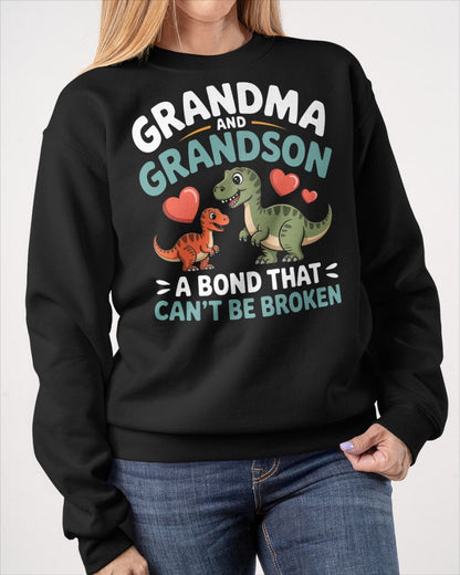 GRANDMA AND GRANDSON A BOND THAT CAN'T BE BROKEN DINOSAUR UNISEX T-SHIRT - EBIL00 (SKU-GMS5)