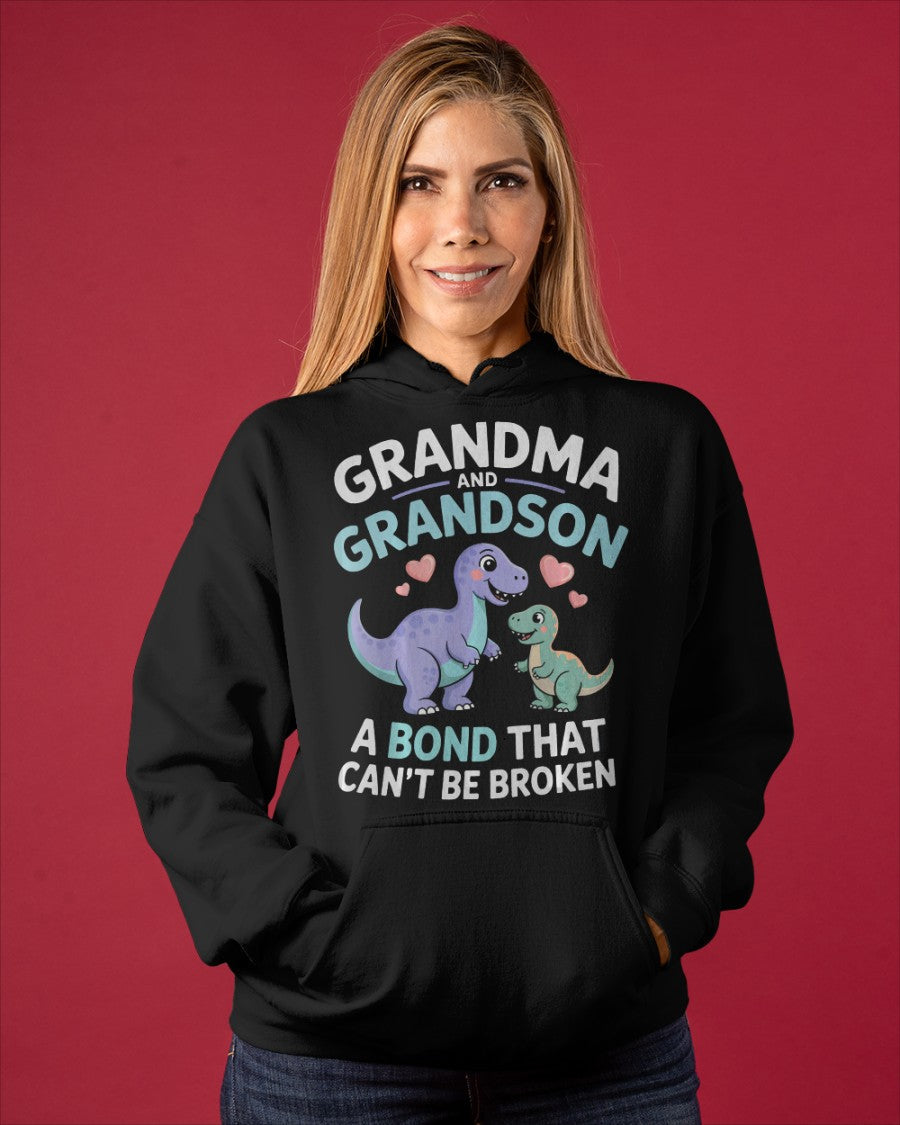 GRANDMA AND GRANDSON A BOND THAT CAN'T BE BROKEN DINOSAUR UNISEX T-SHIRT EBIL00 (SKU-GMS4)