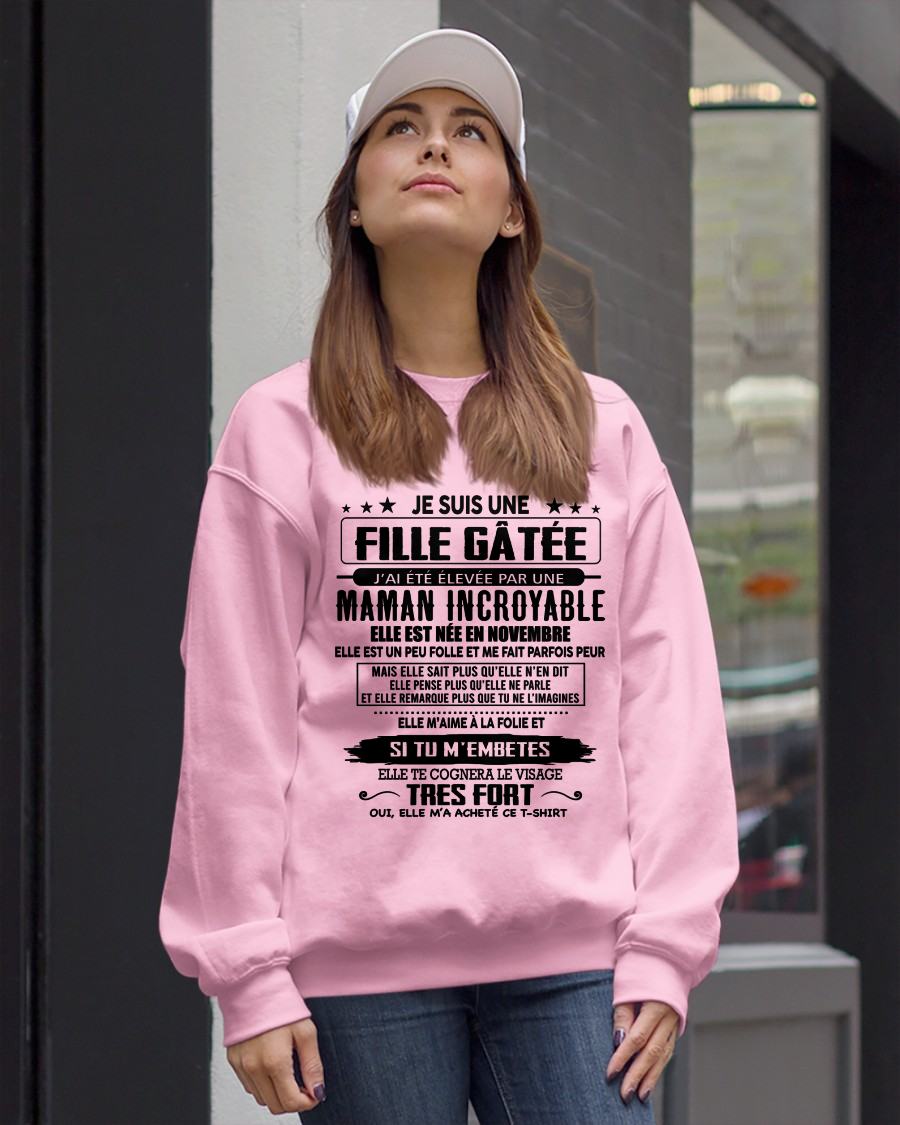 NOVEMBRE - T-SHIRT JE SUIS UNE FILLE CHANCEUSE – CADEAU TOUCHANT DE MAMAN INCROYABLE - frDONN11 (SKU26T-0190-11)
