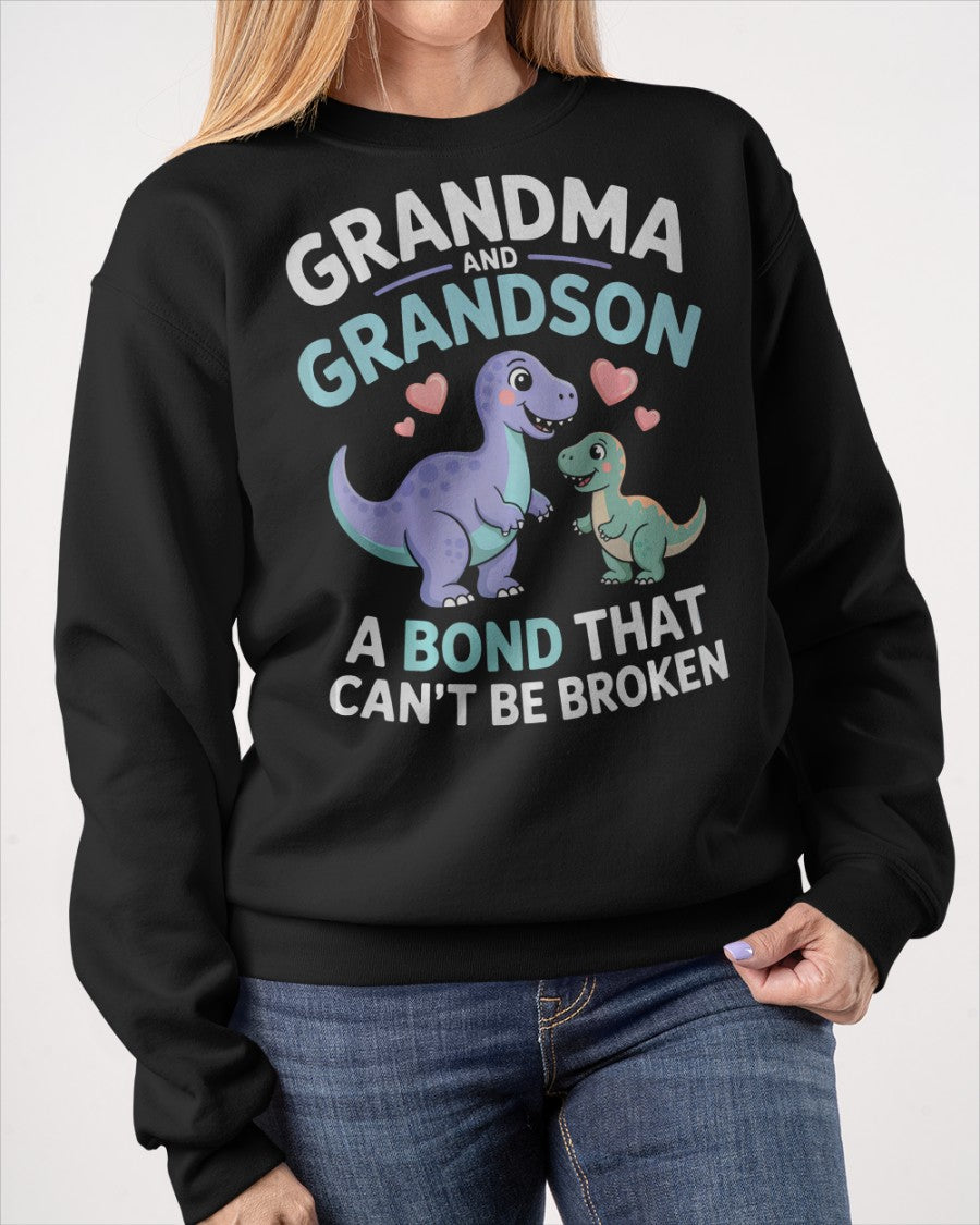 GRANDMA AND GRANDSON A BOND THAT CAN'T BE BROKEN DINOSAUR UNISEX T-SHIRT EBIL00 (SKU-GMS4)